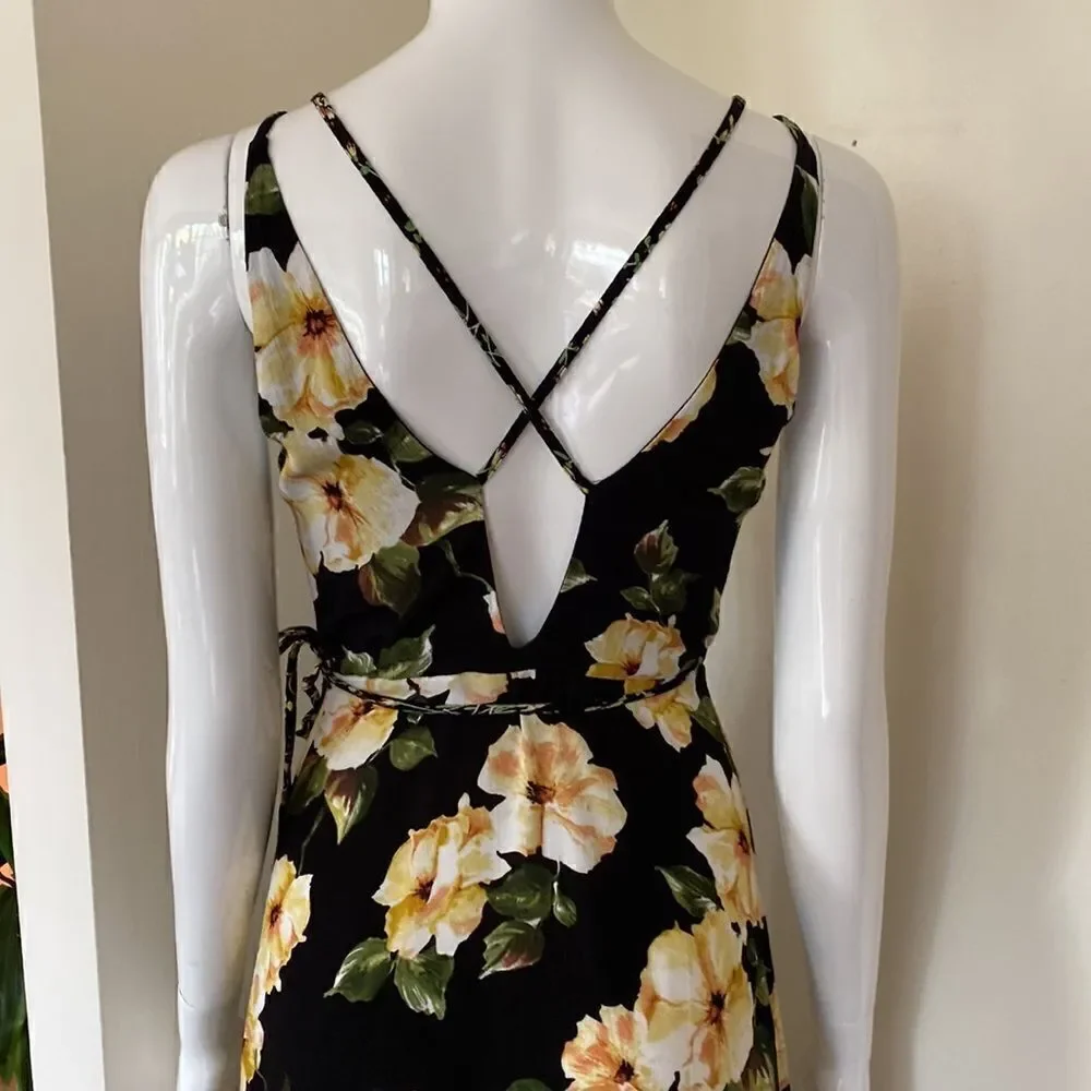 Topshop Busy Garden Black Floral Wrap Midi Dress Size 4 - Picture 7 of 13